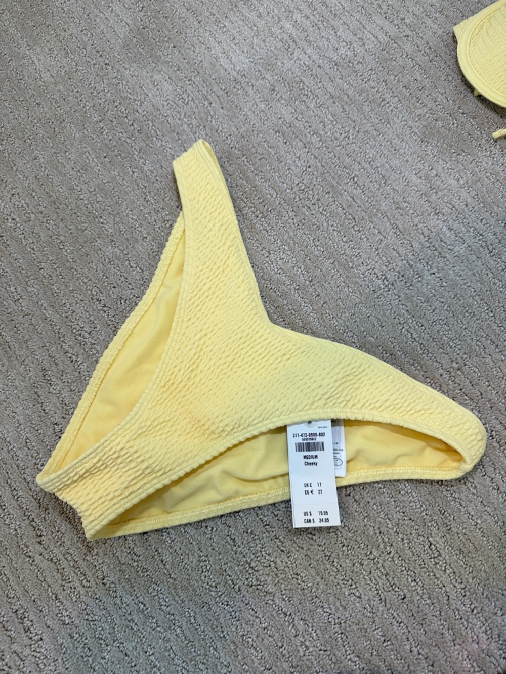 Hollister Yellow Textured Underwire Bikini Set - Picture 2 of 8